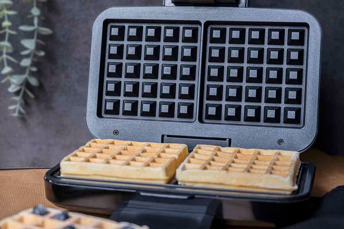 Waffeleisen Cloer 1459 mit Waffel
